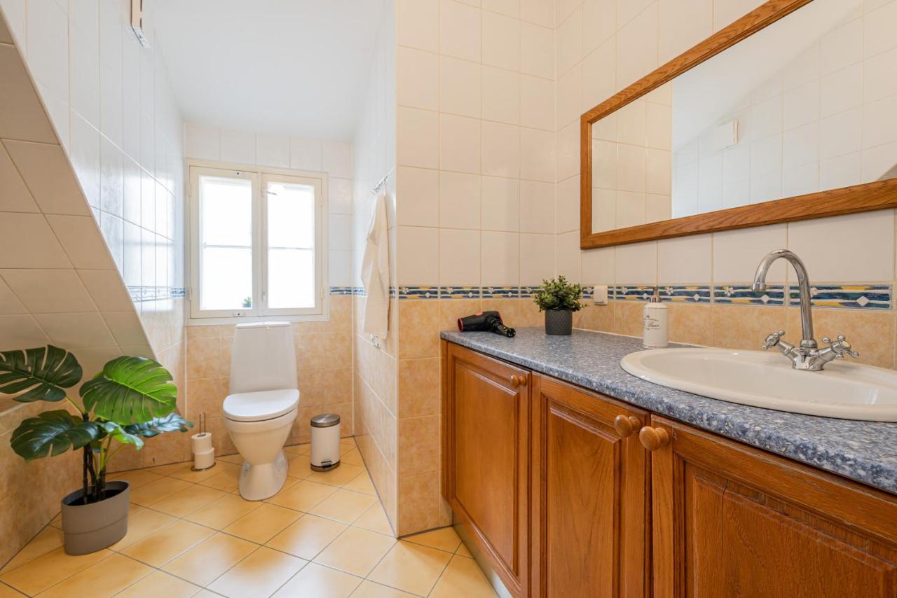 Old Town - Muurivahe Apartment Tallinn Extérieur photo