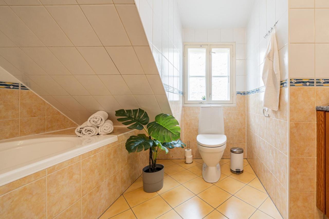 Old Town - Muurivahe Apartment Tallinn Extérieur photo